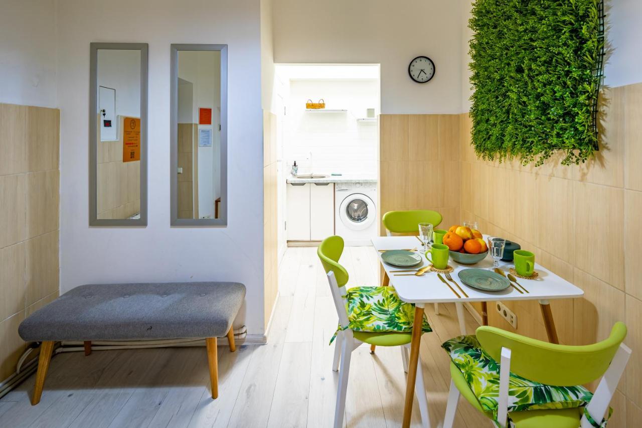 Bv Apartments Green Liov Exterior foto